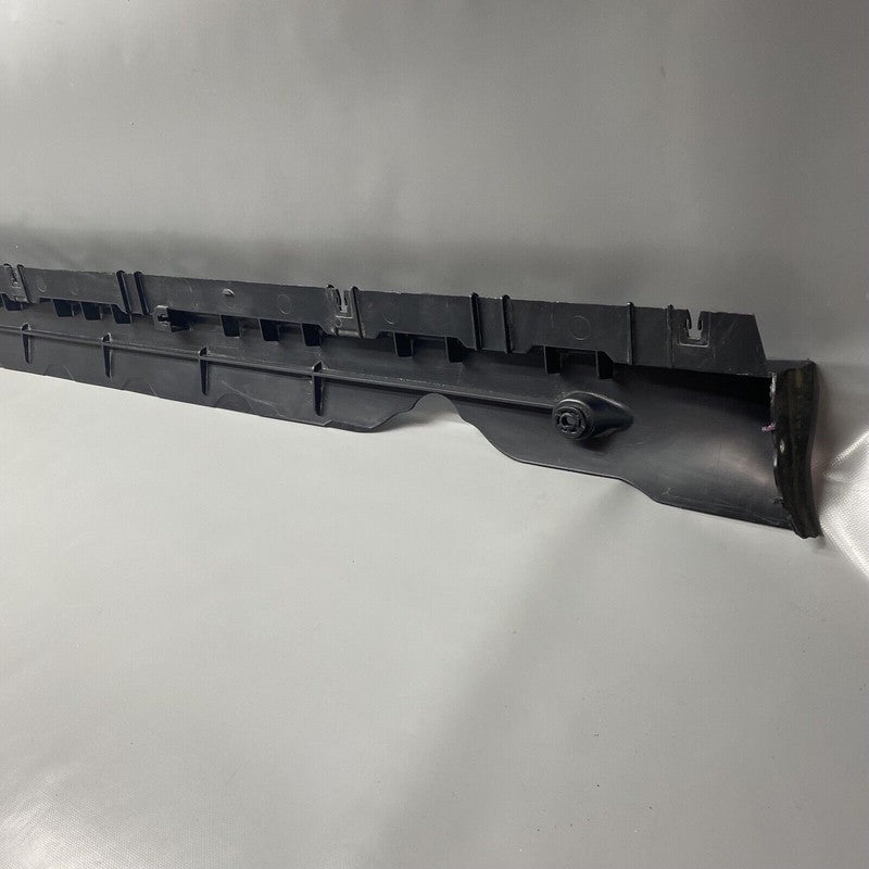 1497745-00-B TESLA MODEL Y ROCKER MOLDING RIGHT PASSENGER 2020 2021 2022 2023 1497745-00-B