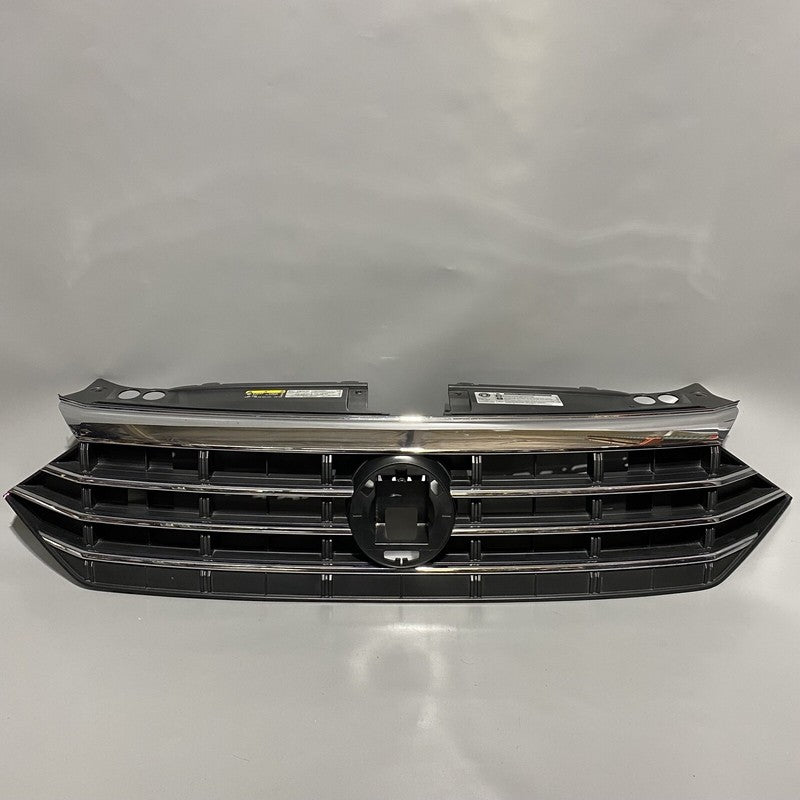 17A853653E VOLKSWAGEN JETTA GRILLE UPPER 17A853653E 2019 2020 OEM