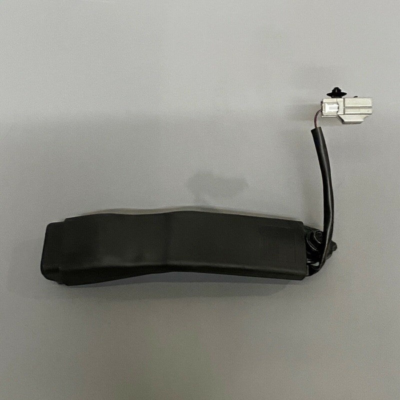 1019493-05-E TESLA MODEL S FRONT LEFT SEATBELT BUCKLE 2012 2013 2014 2015 OEM