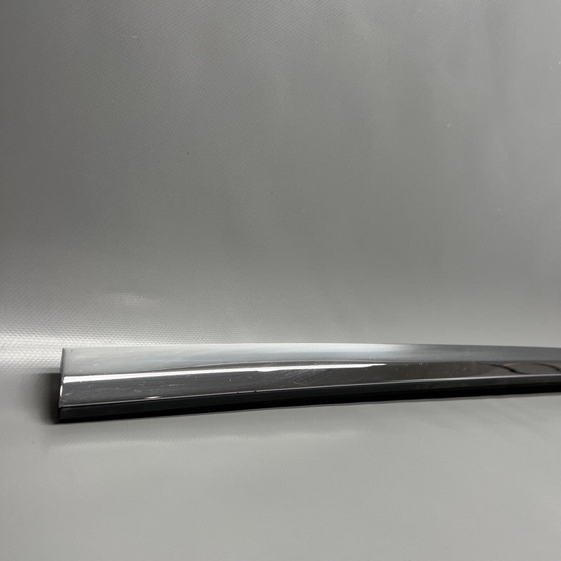 TESLA MODEL X DOOR WINDOW MOLDING RIGHT FRONT 2016 2017 2018 2019 2020 OEM