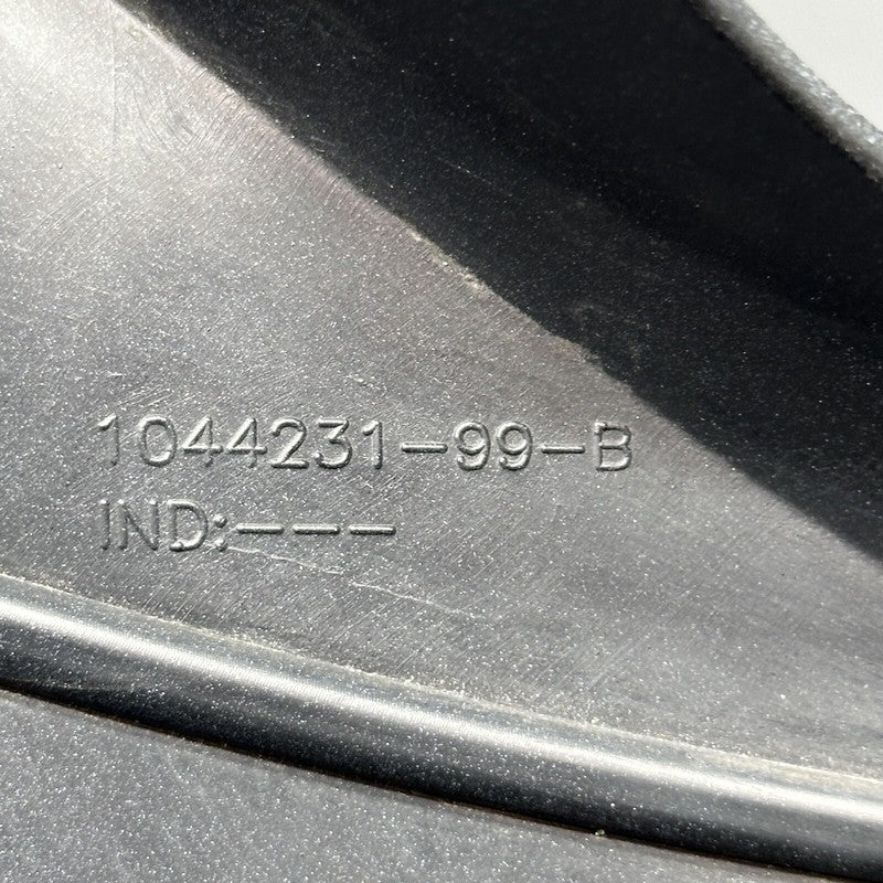 1044231-99-B TESLA MODEL 3 WHEEL CAP 18 INCH 1044231-99-B OEM 2017 2018 2019 2020