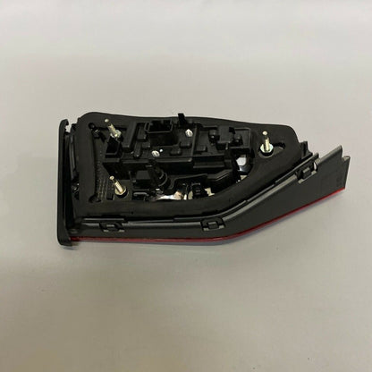 8V5945094 AUDI A3 TUNK TAIL LIGHT RIGHT PASSENGER 2015 2015 S3 SEDAN OEM 