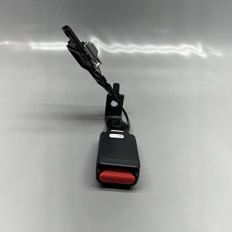 1085939-01-E TESLA MODEL 3 2ND ROW SEAT BELT BUCKLE LEFT 2017 2018 2019 2020 2021 OEM