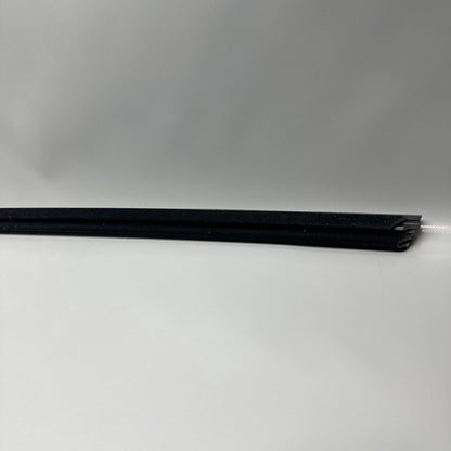 1080684-00-H TESLA MODEL 3 DOOR WINDOW BELT 2017 2018 2019 2020 2021 2022 OEM 1080684-00-H