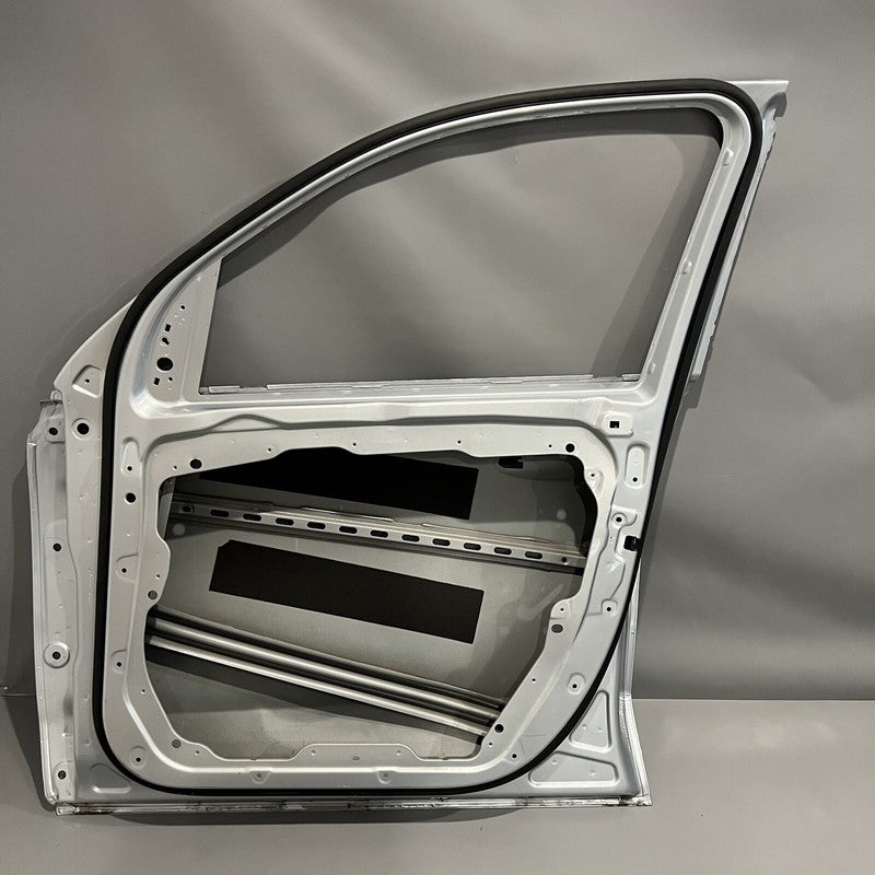 GLS 580 MERCEDES BENZ GLS580 DOOR RIGHT FRONT GLS450 2020 2021 2022 2023 OEM