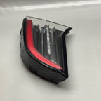 TESLA MODEL Y TAIL LIGHT TRUNK RIGHT PASSENGER 2020-2022 2023 2024 4 P