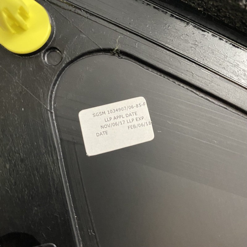 1034907-85-F TESLA MODEL X QUARTER GLASS RIGHT 1034907-85-F 2016 2017 2018 2019 2020 OEM