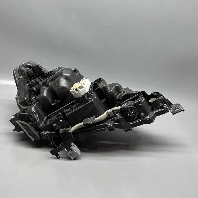 IS250 LEXUS IS250 HEADLIGHT LEFT DRIVER IS200 2014 2015 2016 XENON OEM 
