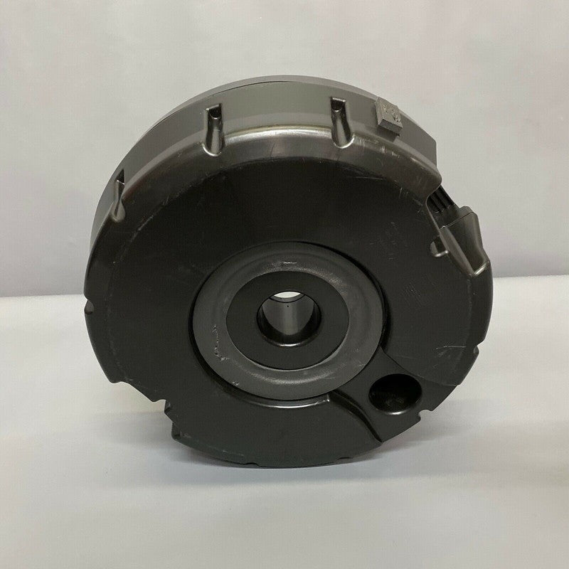 8R0035382A AUDI Q5 SQ5 REAR BASSBOX SUBWOOFER 2009 2010 2011 2012 2013 2014 2015 2016 OEM