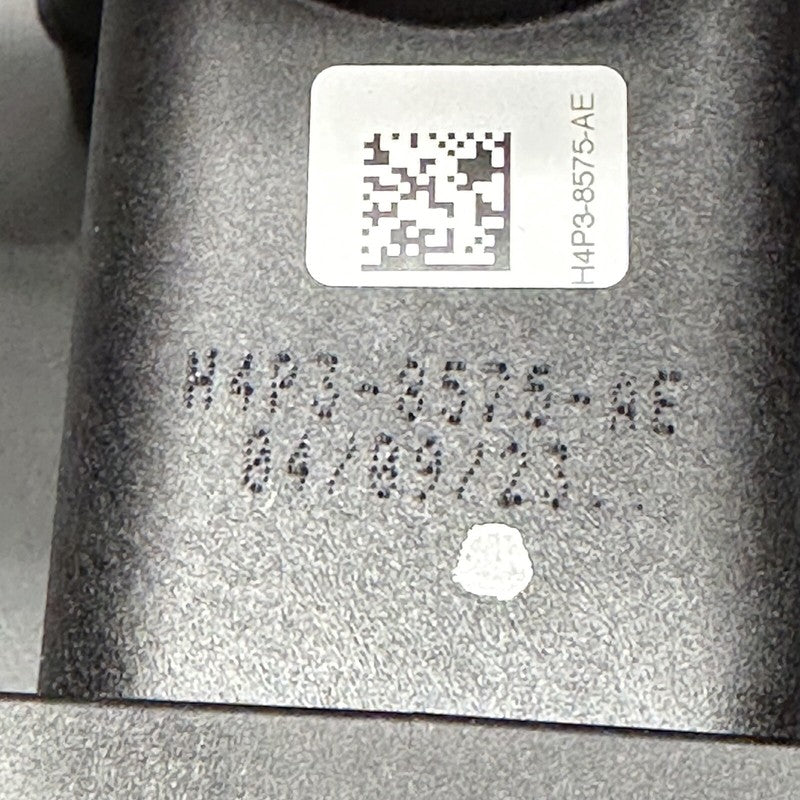 LR106640 RANGE ROVER DEFENDER THERMOSTAT HOUSING 2020 2021 2022 2023 OEM LR106640