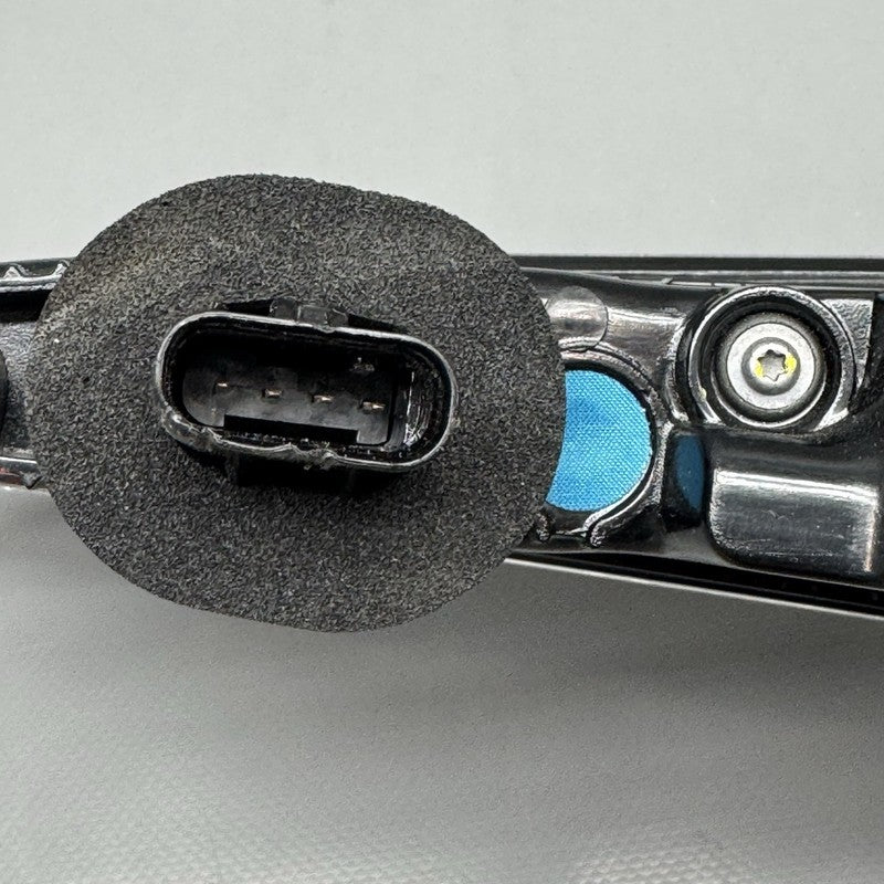 1691498-00-F TESLA MODEL 3 TAIL LIGHT LEFT DRIVER 2024 2025 2026 OEM 1691498-00-F