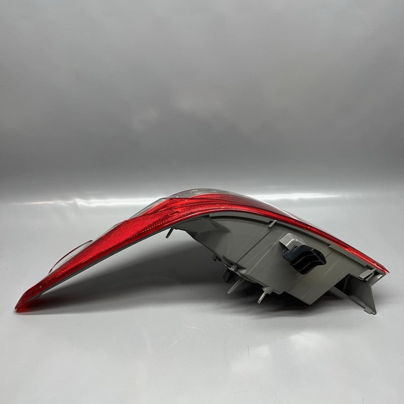 TOYOTA CAMRY TAIL LIGHT LEFT DRIVER 2015 2016 2017 HALOGEN OEM