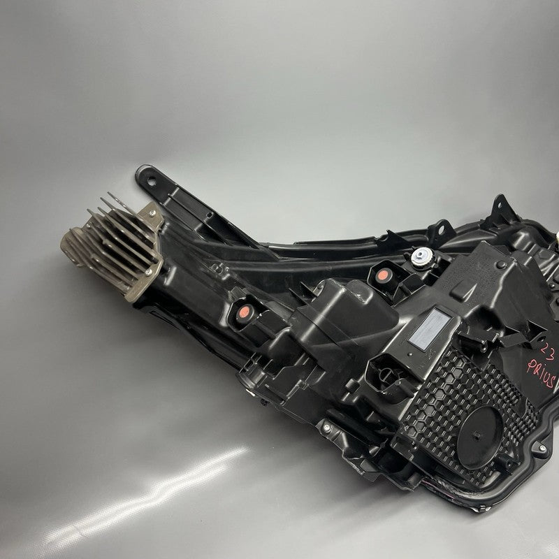 TOYOTA PRIUS HEADLIGHT LEFT DRIVER 2023 2024 2025 OEM 