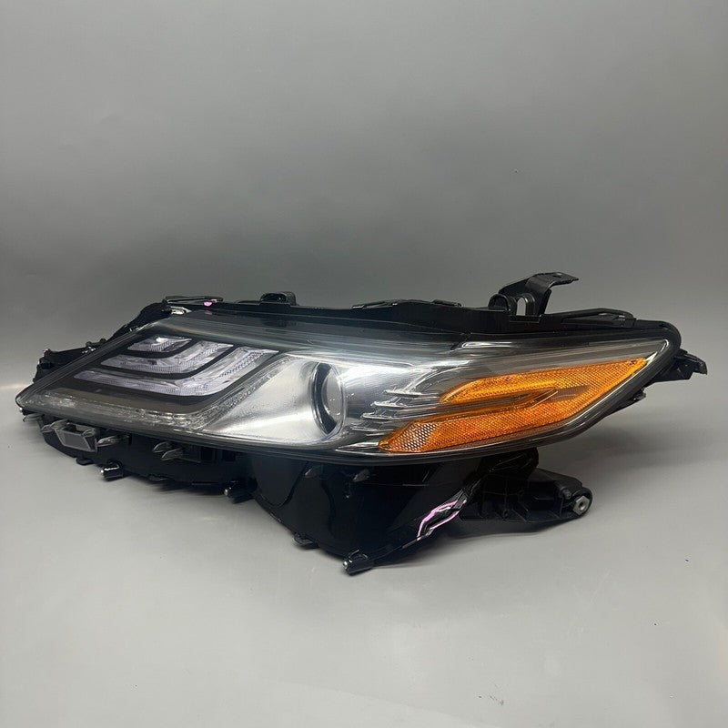 TOYOTA CAMRY HEADLIGHT LEFT DRIVER 2018 2019 2020 LED OEM 