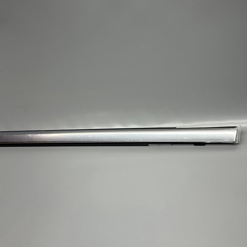 80821-JK00E INFINITI G37 DOOR MOLDING LEFT FRONT 2010 2011 2012 2013 2014 2015 80821-JK00E