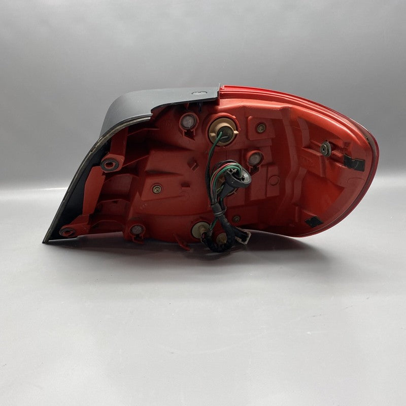 9-2X SAAB 9-2X TAIL LIGHT LEFT DRIVER 2005 2006 OEM