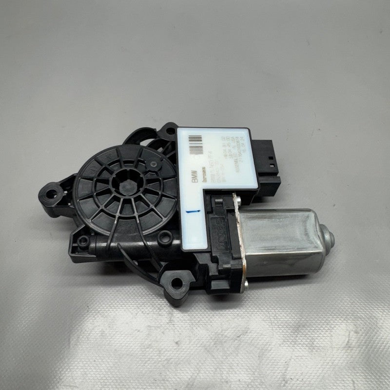 BMW 330 M340 DOOR WINDOW MOTOR RIGHT REAR 2019 2020 2021 2022 2023 202