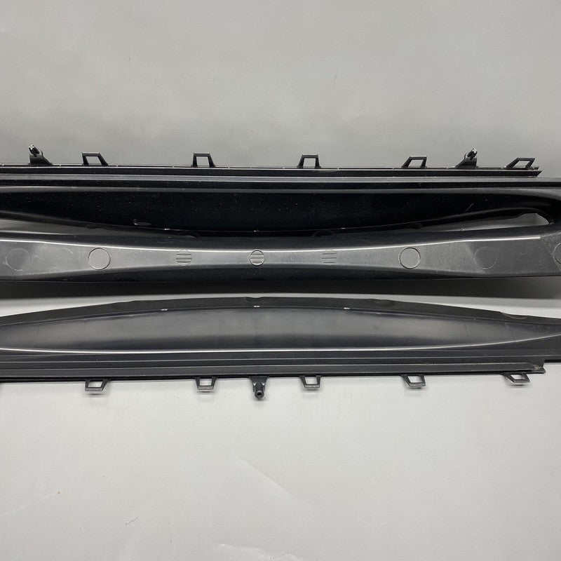 6008193-00-B TESLA MODEL S FRONT LOWER AIR DUCT 6008193-00-B 2012 2013 2014 2015 OEM