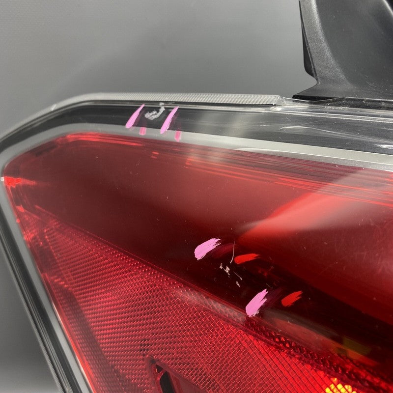SUBARU FORESTER TAIL LIGHT LEFT DRIVER 84201-SG150 2017 2018 OEM