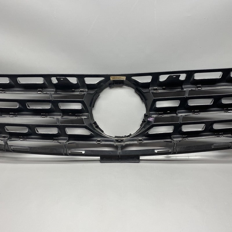A1668800123 MERCEDES BENZ ML350 GRILLE ML550 A1668800123 2012 2013 2014 OEM 