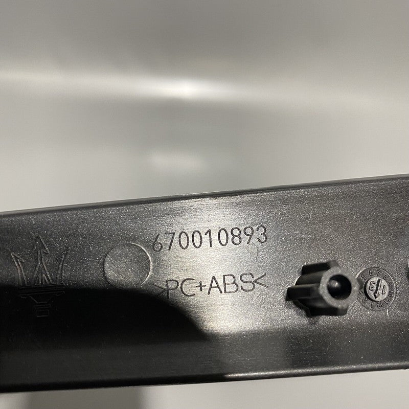 670010893 MASERATI GHIBLI DOOR INTERIOR TRIM MOLDING 670010893 2014 2015 2016 2017 OEM