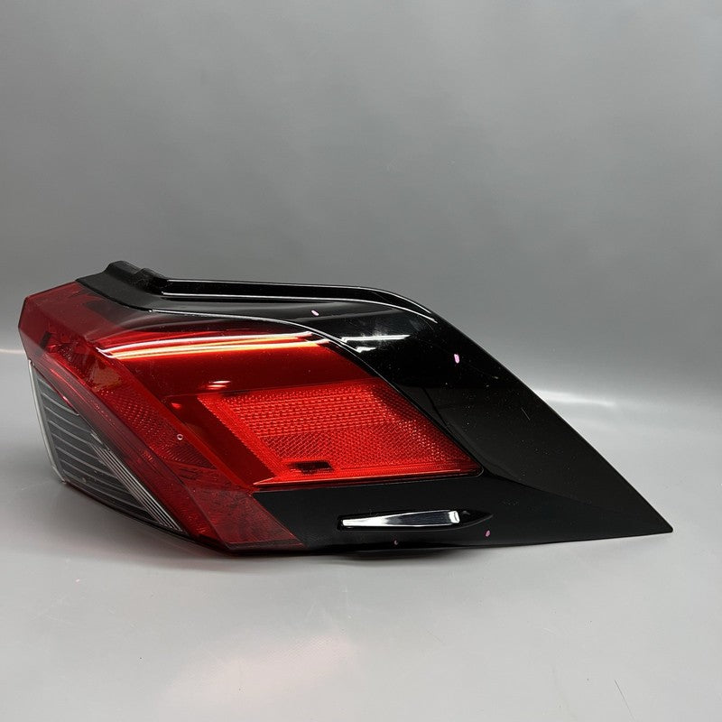 RAV 4 TOYOTA RAV 4 TAIL LIGHT RIGHT PASSENGER 2019 2020 2021 2022 OEM 