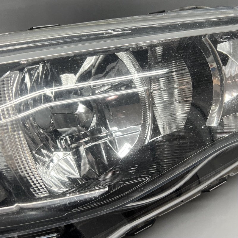 84001FL00A SUBARU EMPREZA HEADLIGHT RIGHT PASSENGER 2017 18 19 2020 HALOGEN OEM 84001FL00A