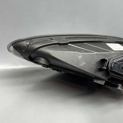7P5941032AN PORSCHE CAYENNE HEADLIGHT RIGHT PASSENGER 2011 2012 2013 XENON OEM 7P5941032AN