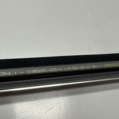 1080681-00-H TESLA MODEL 3 DOOR WINDOW MOLDING LEFT FRONT 2017 18 19 20 21 2022 1080681-00-H