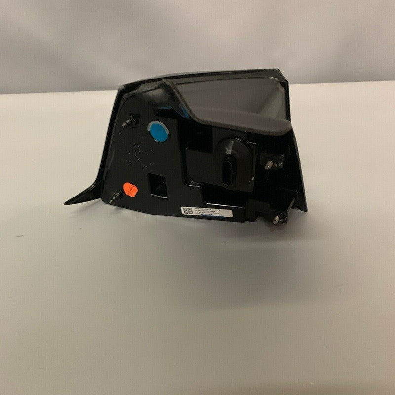 TESLA MODEL 3 TAIL LIGHT RIGHT PASSENGER SIDE 2017 2018 2019 OEM