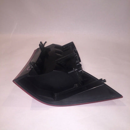 A1638200364 MERCEDES BENZ ML320 ML430 TAIL LIGHT LEFT SIDE A1638200364 1998 1999 2000 2001
