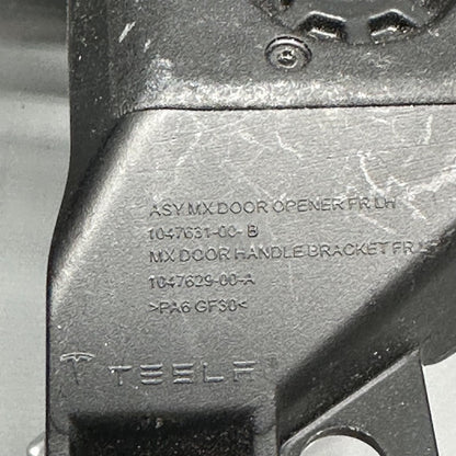 1047629-00-A TESLA MODEL X DOOR OPENER INTERIOR RELEASE LEFT FRONT 2015 2016 2017 2018 OEM