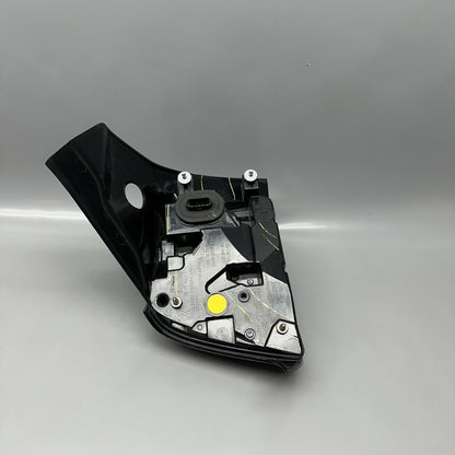 1502087-00-D TESLA MODEL Y TAIL LIGHT RIGHT PASSENGER 2020 21 22 23 2024 LED OEM 1502087-00-D