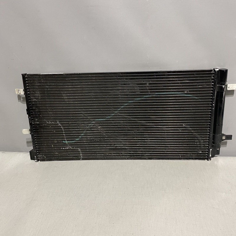 8T0260401G AUDI A4 AC CONDENSER A5 Q5 8T0260401G 2013 2014 2015 2016