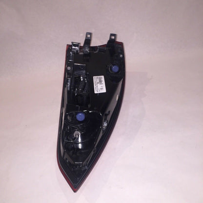 7P5945207R PORSCHE CAYENNE LEFT DRIVER SIDE TAIL LIGHT 2015 2016 2017 LED OEM