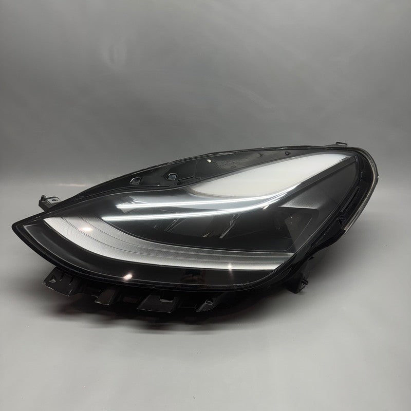TESLA MDOEL 3 Y HEADLIGHT LEFT DRIVER 2021 2022 2023 LED OEM 1514952-0