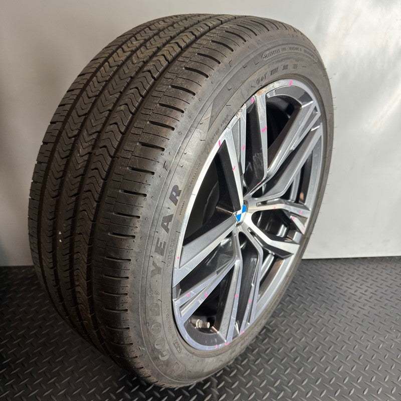 BMW I4 WHEEL RIM FRONT 18 INCH 430 440 2022 2023 2024 OEM 6896768