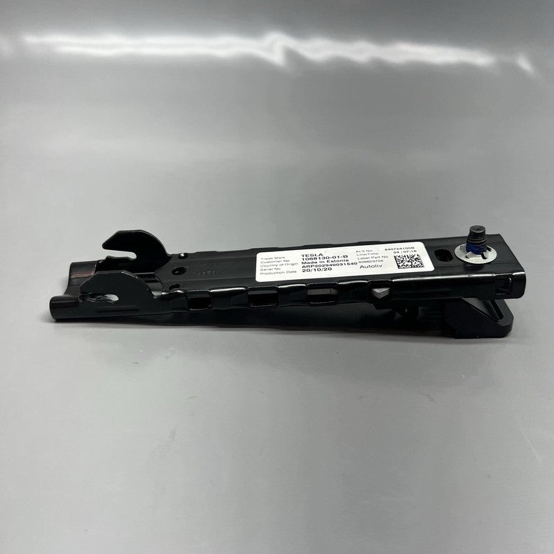 1068130-01-B TESLA MODEL 3 Y 1ST ROW SEAT BELT HEIGHT ADJUSTMENT 2017-2020 2021 2022 2023 OEM