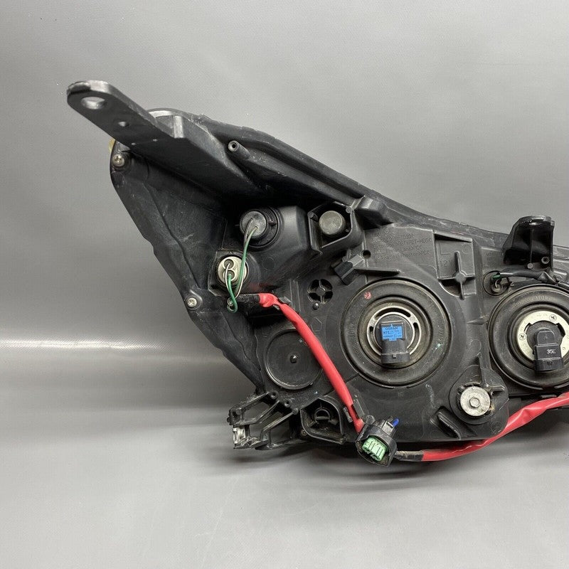 SUBARU FORESTER HEADLIGHT LEFT DRIVER 2014 2015 2016 HALOGEN OEM 