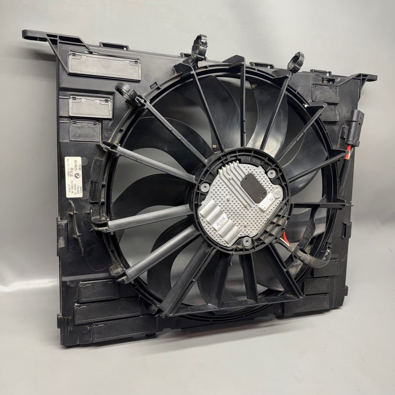 8619625 BMW 530E RADIATOR FAN 540 740E 2016 2017 2018 2019 2020 OEM 8619625