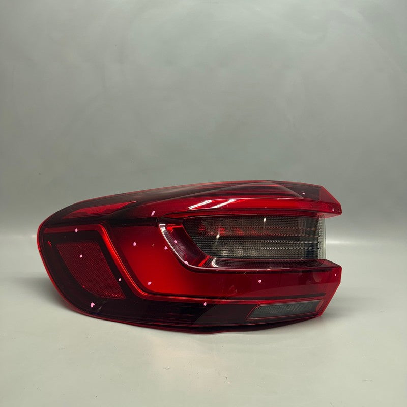 BMW X5 TAIL LIGHT LEFT DRIVER X5M 2018 2019 2020 2021 2022 2023 OEM 37
