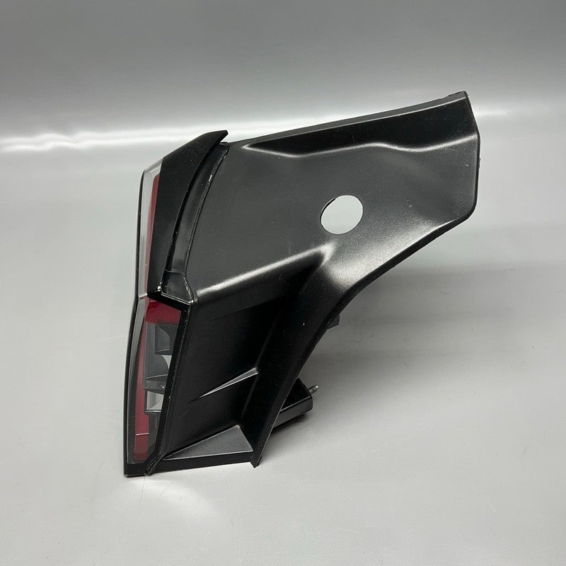 TESLA MODEL 3 TAIL LIGHT LEFT DRIVER 2017 2018 2019 2020 2021 2022 202