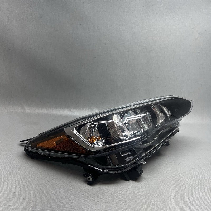 84001 FL00B SUBARU IMPREZA HEADLIGHT RIGHT PASSANGER 2017 2018 2019 2020-2023 OEM HALOGEN 