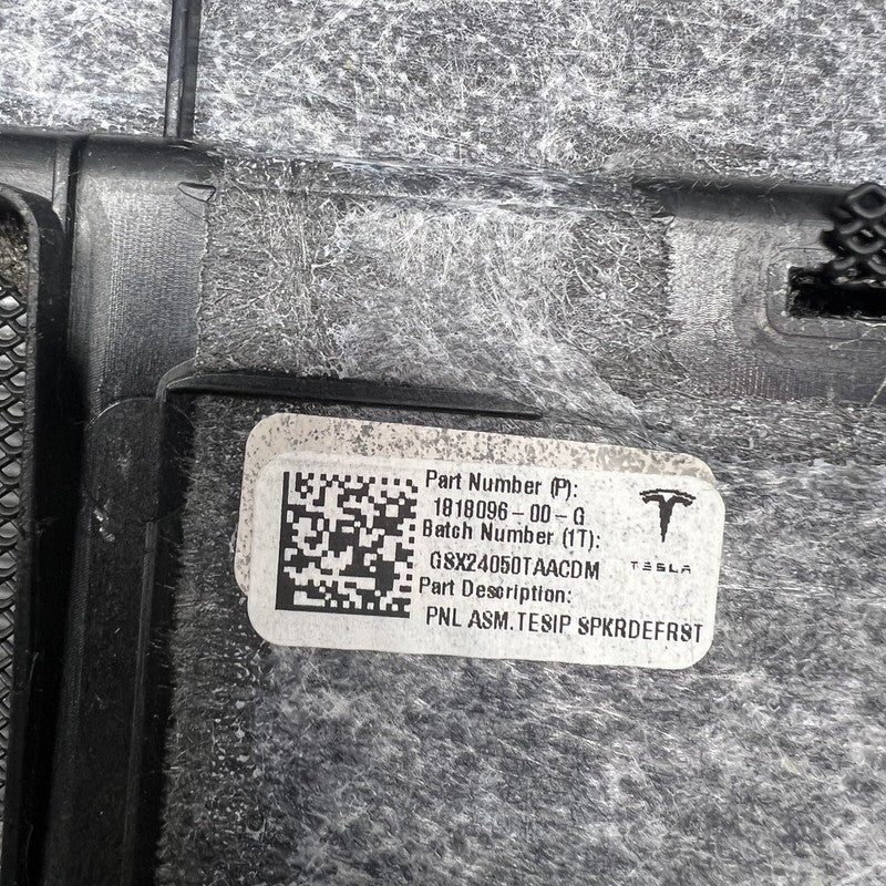 1818096-00-G TESLA CYBERTRUCK DASH COVER 2024 2025 OEM 1818096-00-G