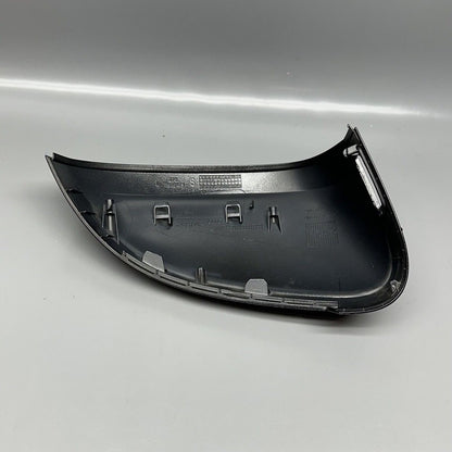 8W0857527A AUDI A4 MIRROR COVER RIGHT 2018 2019 2020 2021 2022 2023 OEM 8W0857527A