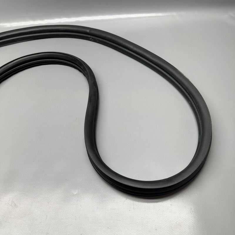 1090492-00-B TESLA MODEL 3 FRUNK HOOD SEAL 2017 18 2019 2020 2021 2022 2023 OEM 1090492-00-B