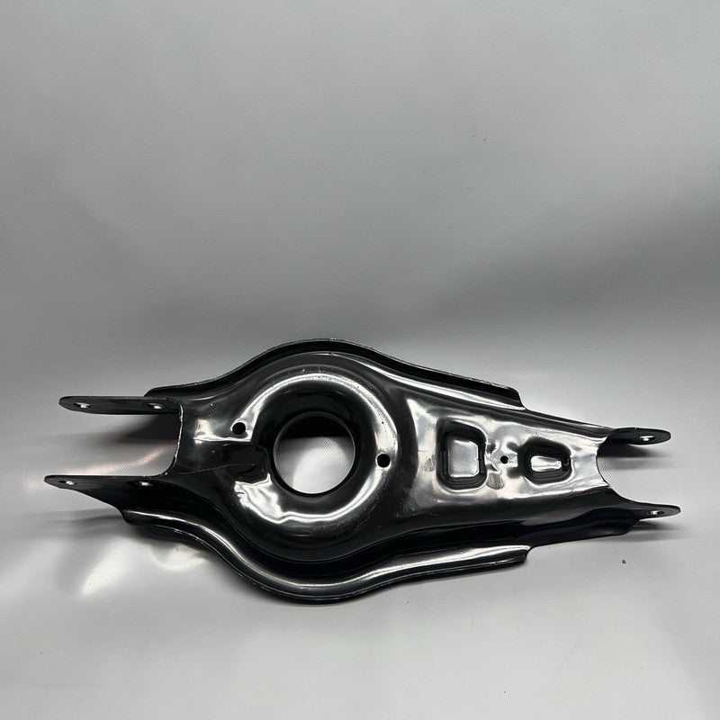 5A1E918 TESLA MODEL 3 LINK AFT LOWER ARM REAR OEM 2018 2019 2020 2021 2022 2023