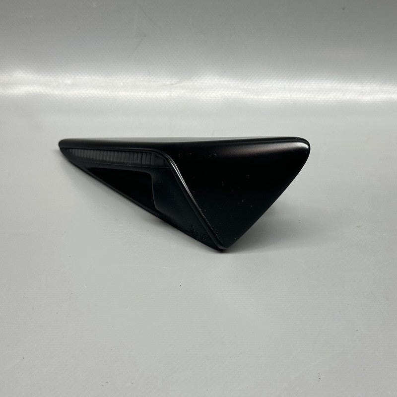 1495865-20-D TESLA MODEL 3 Y FENDER CAMERA MARKER RIGHT 2017 18 19 20 21 2022 1495865-20-D