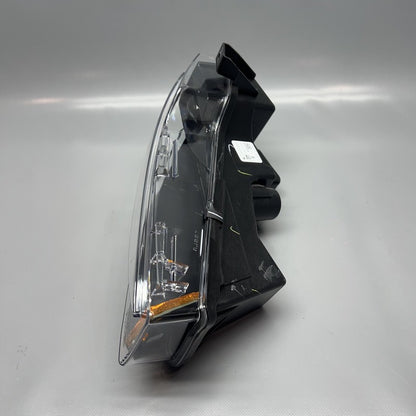 1077390-00-F TESLA MODEL 3 FOG LIGHT RIGHT PASSENGER 2017 18 19 20 21 2022 OEM 1077390-00-F