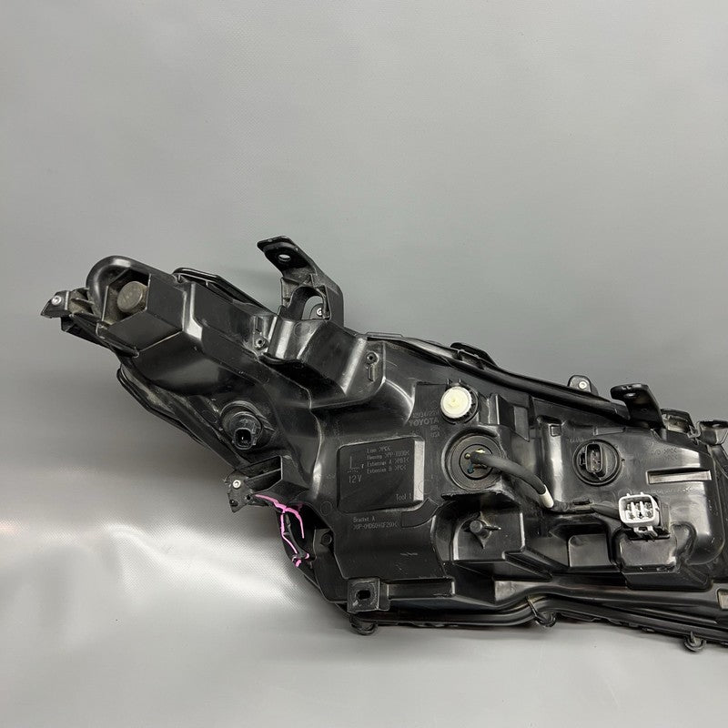 TOYOTA CAMRY HEADLIGHT LEFT DRIVER 2018 2019 2020 LED OEM 